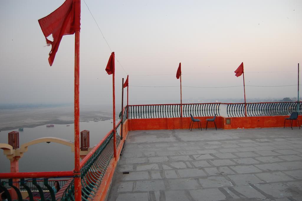 Puja Guest House Varanasi Exterior foto