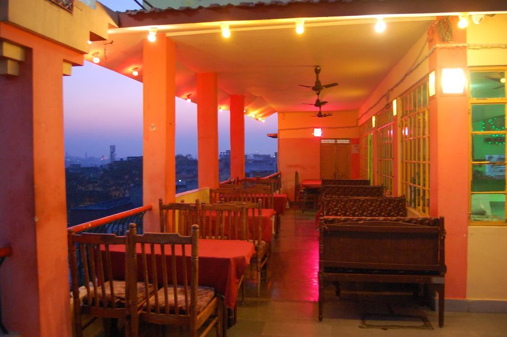 Puja Guest House Varanasi Exterior foto