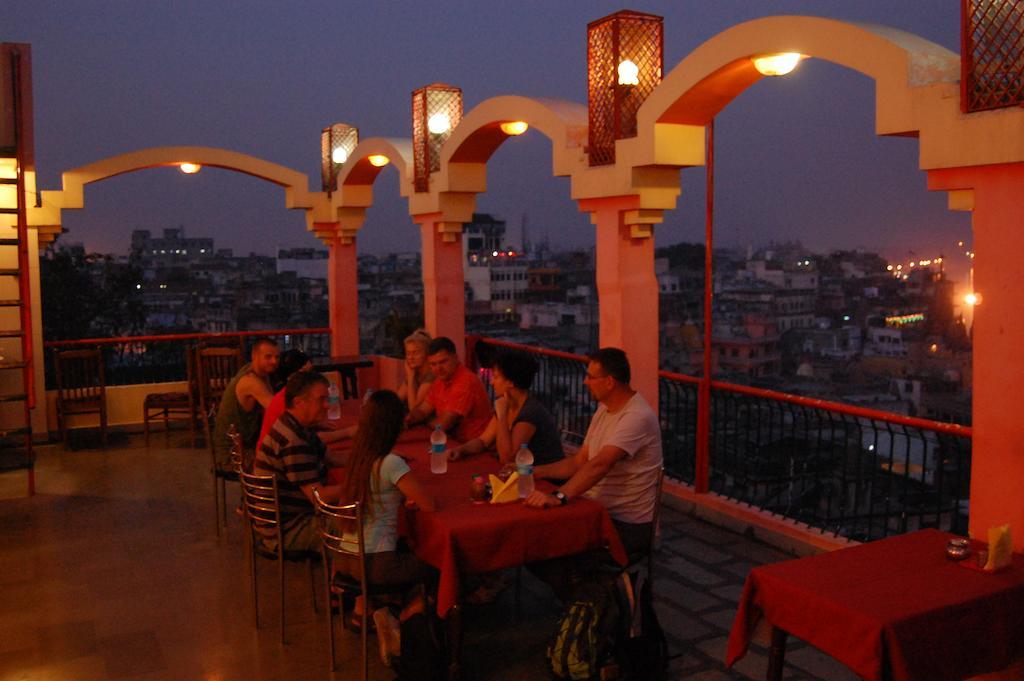 Puja Guest House Varanasi Exterior foto